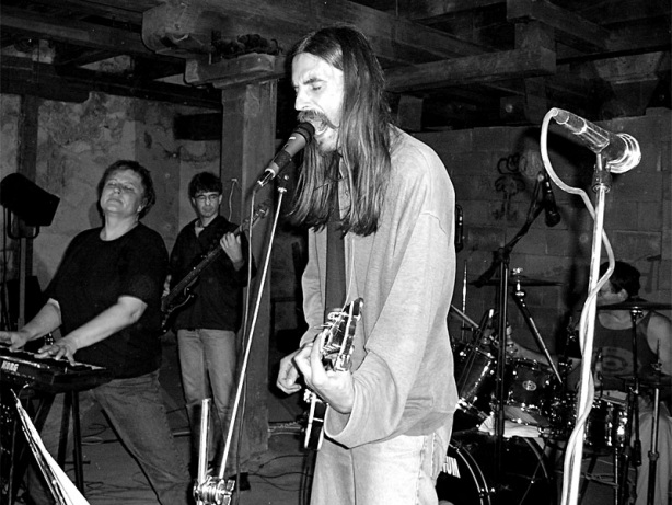 Terra Ignota. Festival spodních proudů - Mlýn, Jindřichův Hradec, 29. -30. 8. 2003