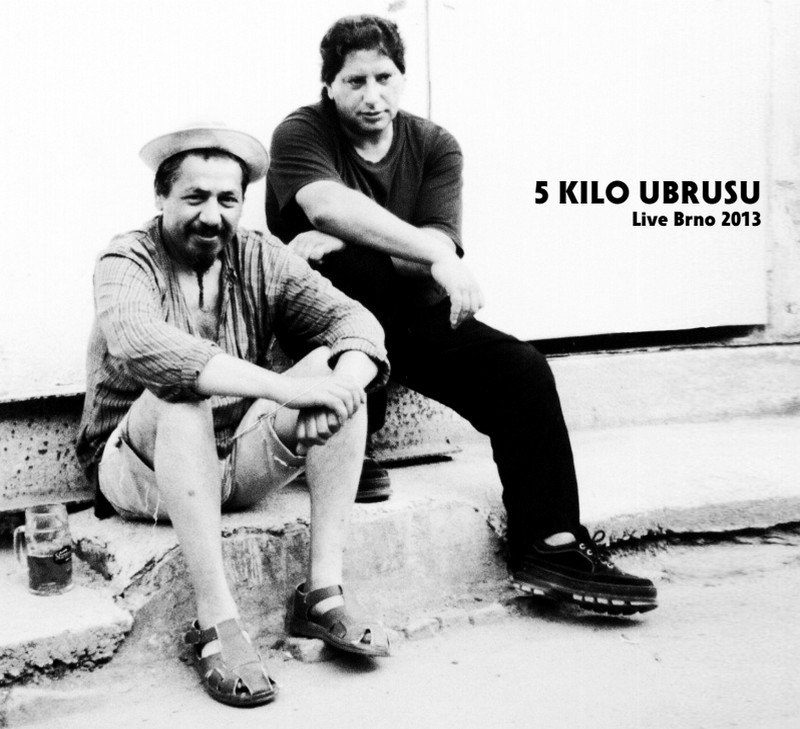 5 kilo ubrusu - Live 2013 , Ears&Wind Records 2016