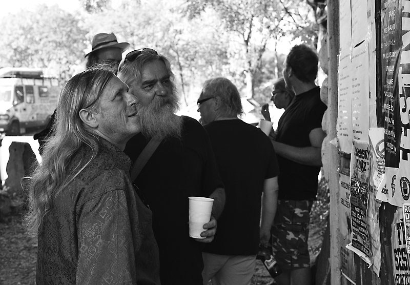 Miloš Kocman a Vladimír Havran Smýkal u vrat. Festival Napříč - konec léta 2015, Meziříčko u Želetavy. Foto Zdeněk Vykydal