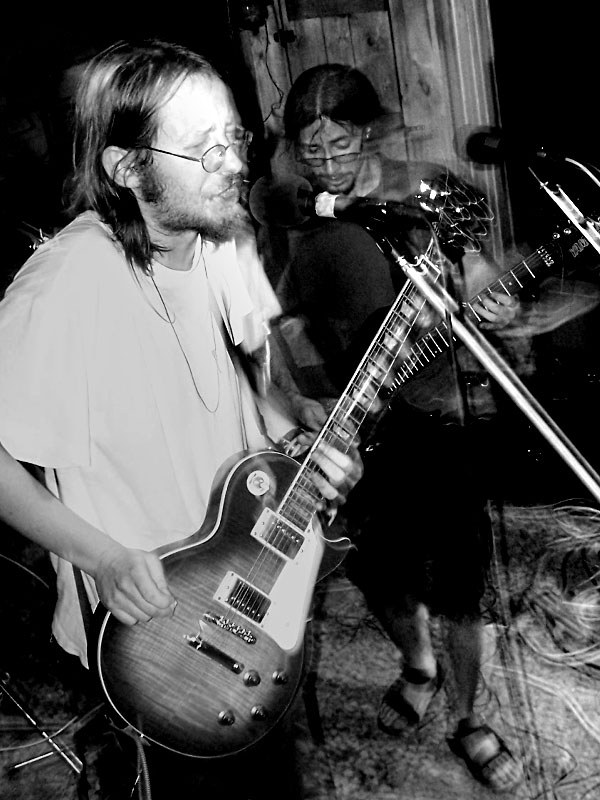 Nedělní lidé. Festival spodních proudů III.,  Kutiny, 9. a 10. září 2005