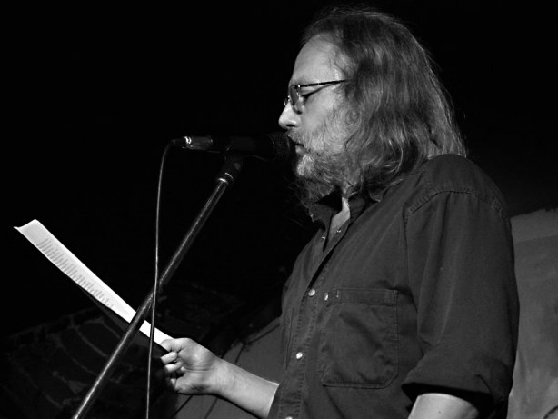 Petr Hruška, Potulný dělník 2014 - festival poesie, Brno, RC Brooklyn 16.-18.11.2014. Foto Jan Drbal